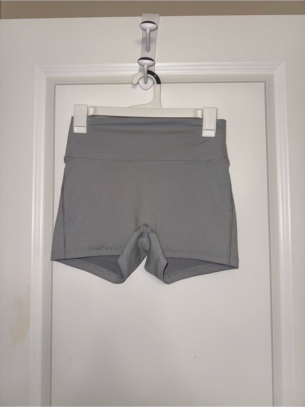 Fleo Gray High-Rise Performance Shorts